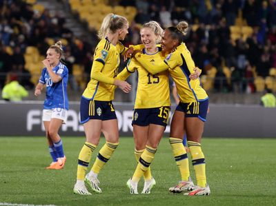 Sweden dominates Italy 5-0, secures World Cup knockout spot