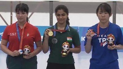 Shooters Manu Bhaker, Elavenil Valarivan win gold in World University Games