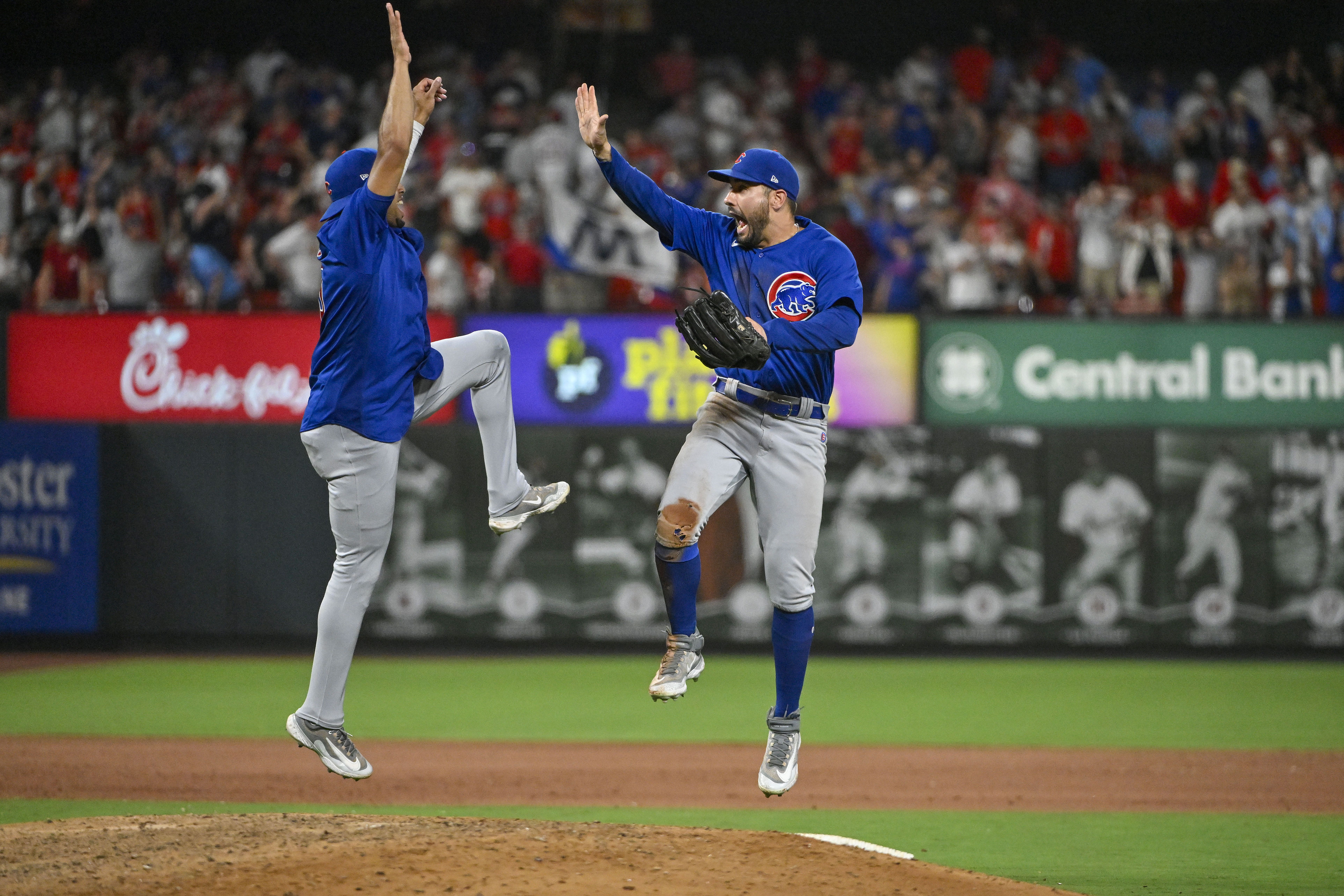 How Cubs closer Adbert Alzolay's infamous celebrations are tied to a  grounded approach - Chicago Sun-Times