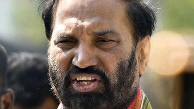 Uttam denies joining BRS, says a top Congress leader is spreading rumours