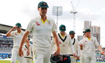 Australia out of ideas and slapped around the chops in final Ashes Test