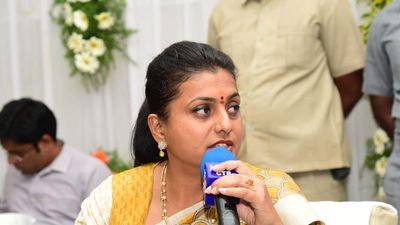 Stop being mouthpiece of TDP, Roja tells Purandeswari