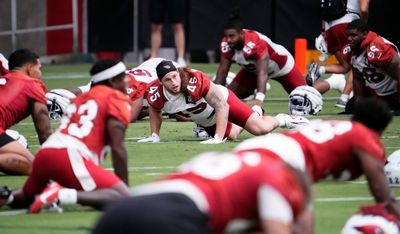 Many former Cardinals players honored before Saturday’s ‘Back to Football’ practice