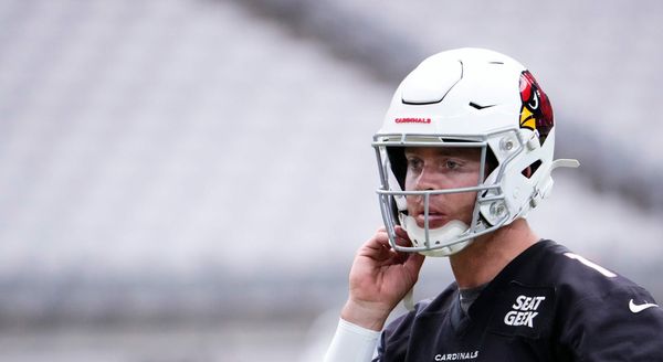 Jonathan Gannon & Arizona Cardinals crank up intensity during first padded  practice of training camp 