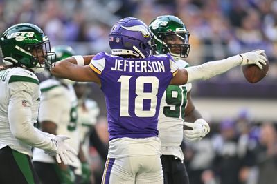 LOOK: Justin Jefferson rocks Madden 99 cleats at practice