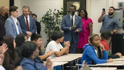 Mayor Brandon Johnson: Parents and students should make their voices heard this year