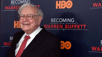 Warren Buffett Advice: Why You Should Pick Businesses, Not Stocks