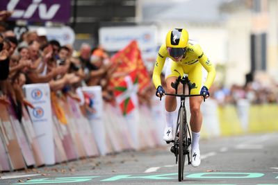 Demi Vollering wins the Tour de France Femmes 2023