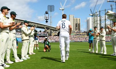 Stuart Broad arranges farewell Test to his liking as bandana bows out