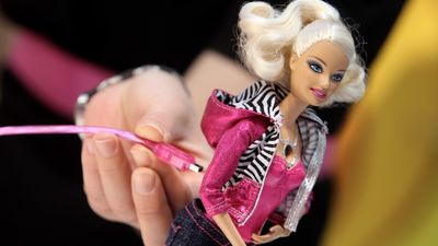 This Video Girl Barbie doll is unhinged… no wonder it had to be discontinued!