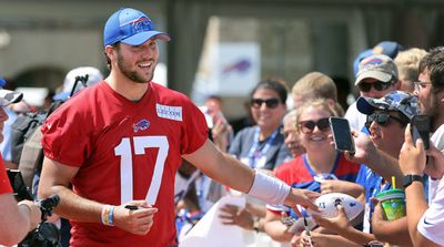 Bills’ Josh Allen Gets Delicious Revenge on Reporter Peter King