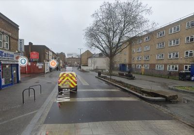 Police hunt after man killed in Tottenham shooting