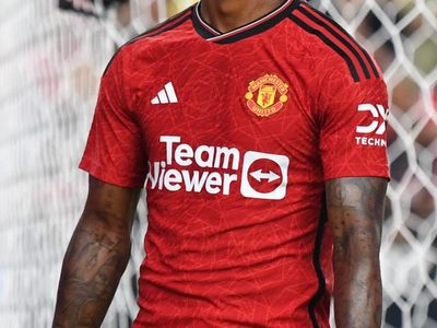 Man Utd agree record £900m Adidas kit deal