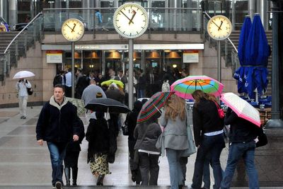 Downpours to give way to dry and warmer weather at end of August