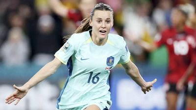 Hayley Raso stars as Australia crush Canada 4-0 to reach Women's World Cup knockouts