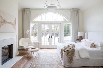 6 bedroom paint colors going out of style for 2024 – and the colors to use instead