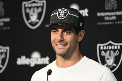 NFL coaches rank Raiders QB Jimmy Garoppolo as Tier 3 quarterback