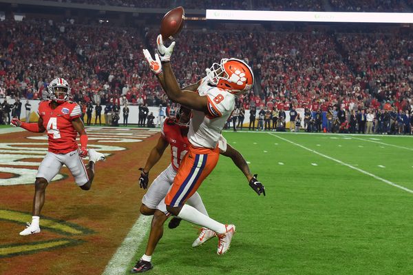 WATCH: Chiefs WR Justyn Ross makes catch after running stellar route