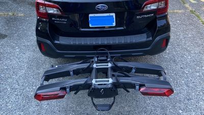 Thule Epos 2 with Lights bike rack review - feature-packed and foldable for storage