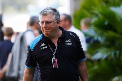 Departing boss Szafnauer hopes “future is bright” for Alpine F1 staff
