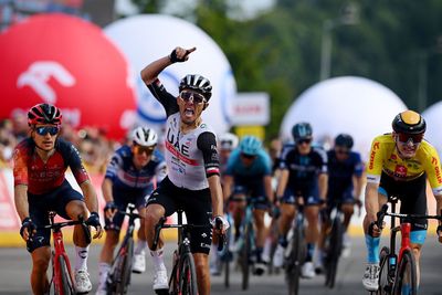 Tour de Pologne: Rafal Majka powers to uphill victory on stage 3