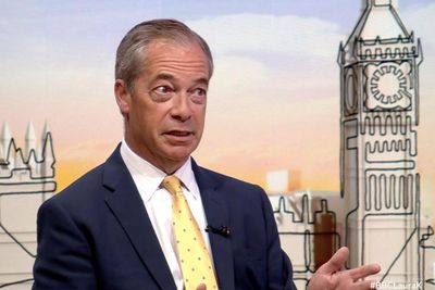 Nigel Farage says Coutts offers to reinstate his accounts amid de-banking row