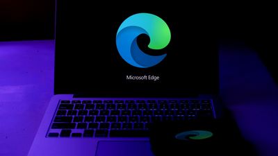 Microsoft Edge gets an even darker dark mode, and my eyes are grateful