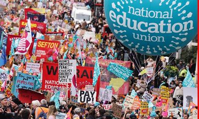 Relief as teachers in England settle for 6.5% – but there may be battles ahead