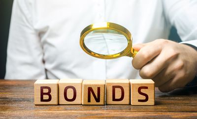 What's the Difference Between a Bond's Price and Value?