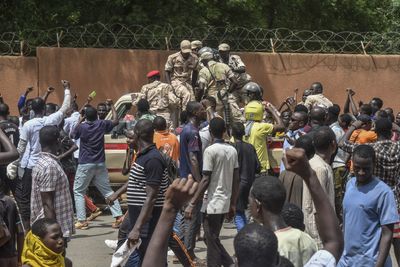 Burkina Faso, Mali warn against military intervention in Niger
