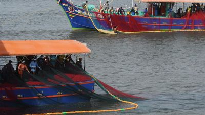 Fisherman dies, another missing as boat capsizes near Uppunda in Udupi district