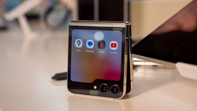 CoverScreen OS lets you use any app on the Galaxy Z Flip 5 cover screen