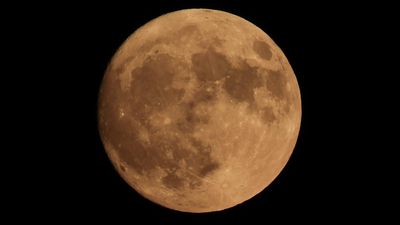 Kolkatans may witness ‘supermoon’ today if monsoon sky permits