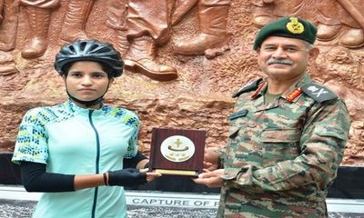 Cyclist Asha Malviya on nationwide bicycle tour for women empowerment; Northern Army Command lauds her