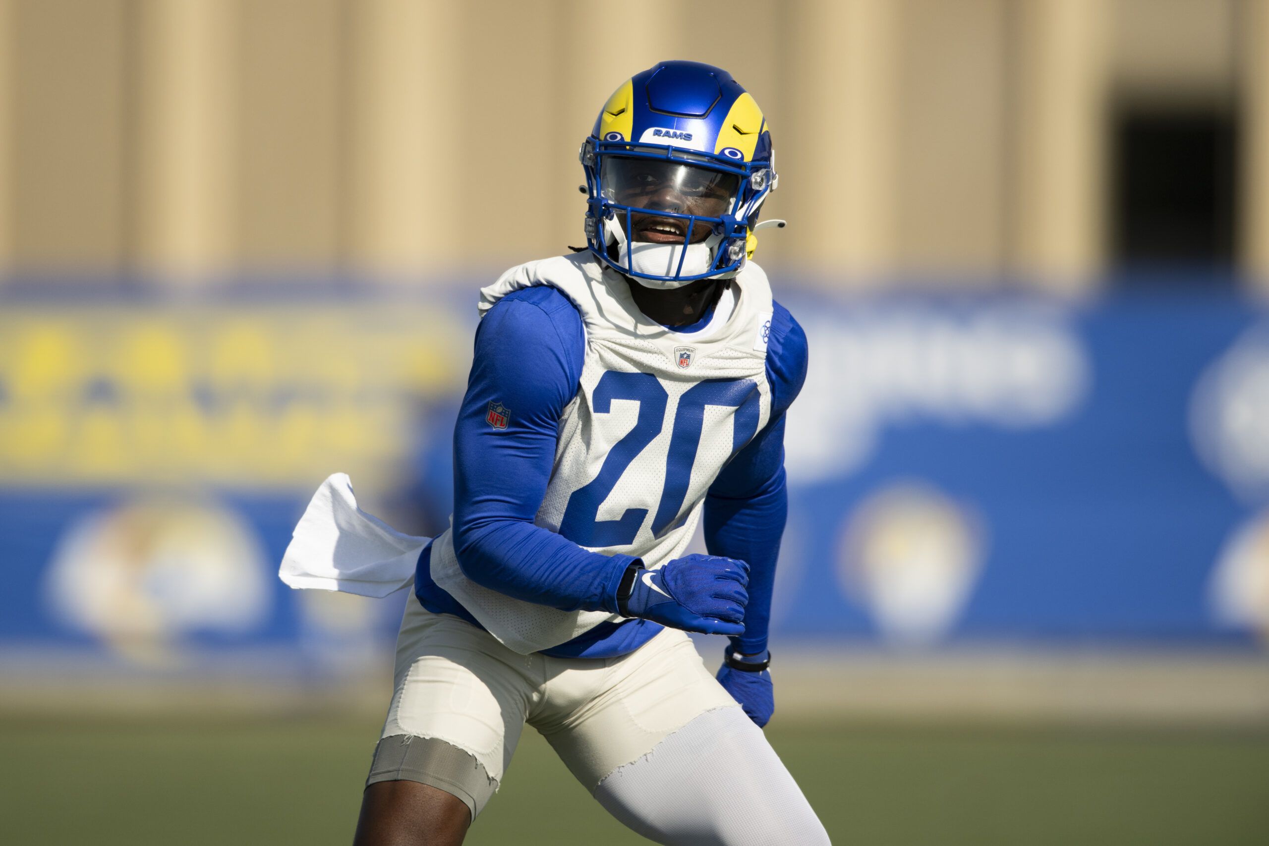 Rams get acclimated to new home, conduct first practice inside