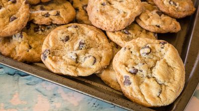 Rangers at Zion National Park baked cookies on a car dashboard – and it worked