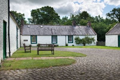 Farm where Robert Burns wrote Auld Lang Syne becomes museum