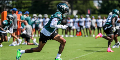 WATCH: Eagles’ Darius Slay and DeVonta Smith take the iron sharpens iron approach to improving