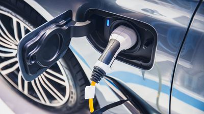 Seven Automakers to Roll Out Massive EV Charger Network Next Year