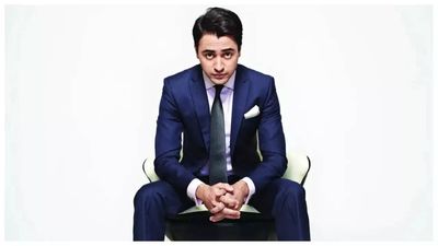 Imran Khan hints at his comeback in films; promises fans he will make it happen after '1M likes'