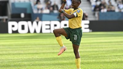 South Africa and Sweden reach last-16 at women's World Cup