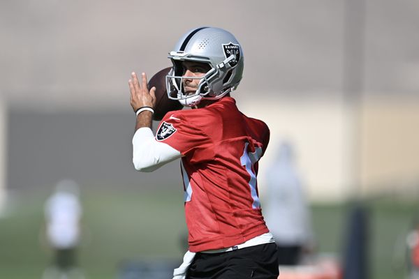 Raiders QB Jimmy Garoppolo struggling to throw deep ball in camp