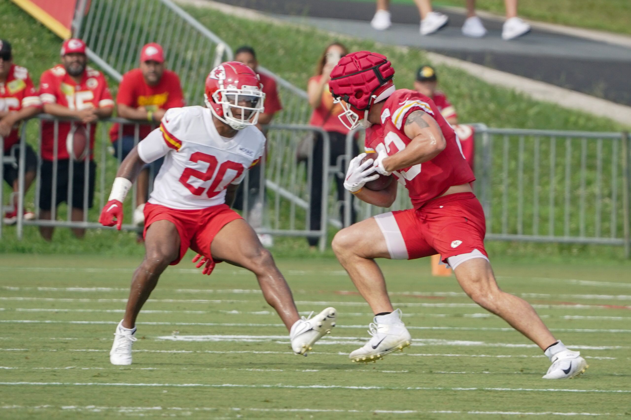 Chiefs DC Steve Spagnuolo: DB Nazeeh Johnson 'earned' first-team