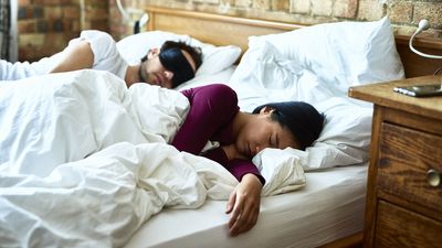 Your weekend lie-in is bad for your gut, new study finds