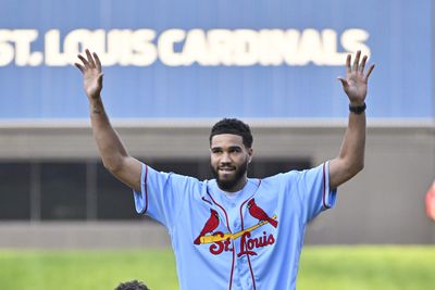 Celtics’ Jayson Tatum throws first pitch at St. Louis Cardinals-Minnesota Twins game