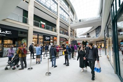 Low-pay retailers must have ‘clear spotlight’ shone on them, says think tank