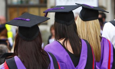 UK graduates paid back £100m in student loans while below threshold