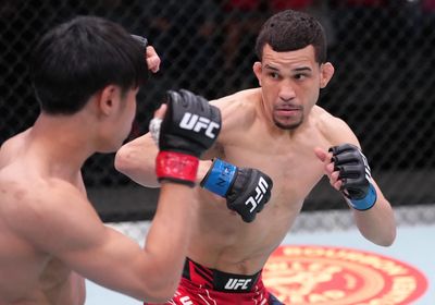 UFC flyweight Carlos Candelario announces retirement