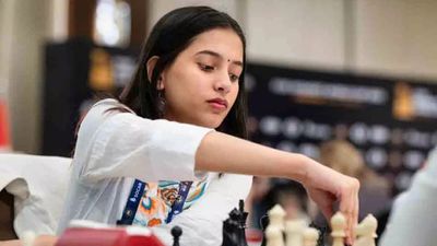 Divya Deshmukh holds Hungarian GM in Game 1 of round two with black in chess World Cup