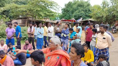 Residents of Kavadigara Hatti in Karnataka in shock following three deaths